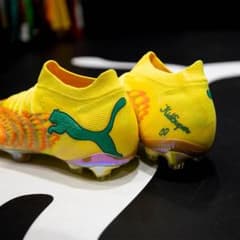 お*り様 PUMA FUTURE ULTIMATE KIDSUPER 27.5cのサムネイル