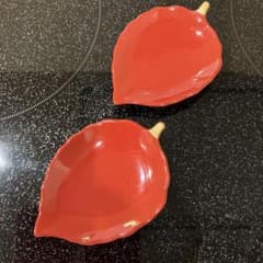 リーフ型 小皿 2枚セット レッド ゴールド　櫻井漆器　赤い木の葉の豆皿