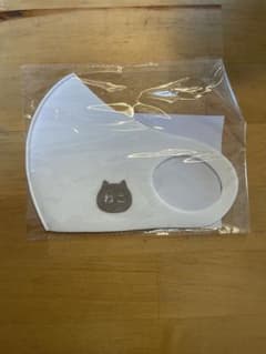 猫の顔デザインマスクのサムネイル