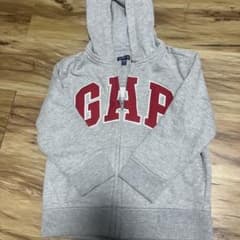 ギャップ　GAP パーカー　新品未使用のサムネイル