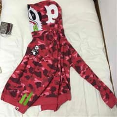 パーカーのサムネイル