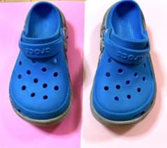 Crocs クロックス青色 クロッグ サンダル　23cmのサムネイル