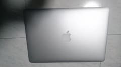 MacBook Air 2012 13インチ 少し値下げ！のサムネイル