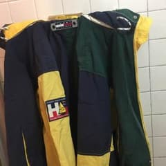 TOMMY  ヒルフィガーのサムネイル