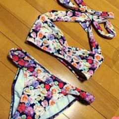 EMODA ビキニのサムネイル