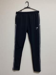 [shiro様専用]GYMSHARK ブラックジョガーパンツのサムネイル