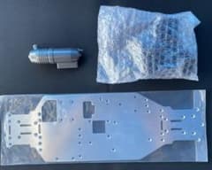 タミヤ TG10-Mk2FN アルミシャーシとエンジンとマフラー - メルカリ