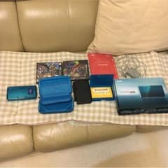 もえ様専用 3DS 本体 モンハン2本 箱 ケース その他付属品付きのサムネイル