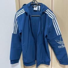 adidas アディダスのサムネイル