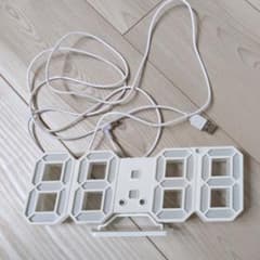 LEDデジタル表示時計 ホワイトのサムネイル