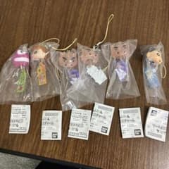 クレヨンしんちゃん ゆらゆらフェイスミニチャーム 各種のサムネイル