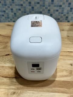 コイズミ 1.5合炊き炊飯器 2017年製のサムネイル