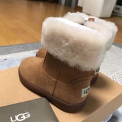 UGGブーツ 13.5センチのサムネイル