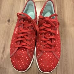 値下げしました。Reebok 水玉模様 スニーカーのサムネイル