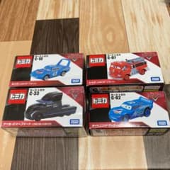 カーズトミカ4台　キング　ゲイル　レッド　マックィーン（DINOCOタイプ）のサムネイル