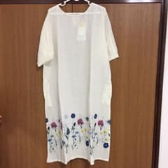 膝丈ワンピースのサムネイル