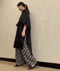 ADORE クリアライトブラウス ビッグシルエット ワンピース アドーア38のサムネイル
