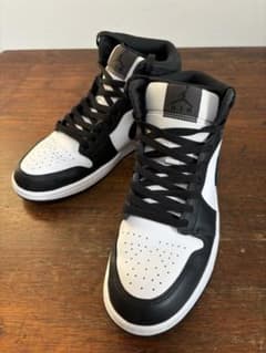 ナイキ NIKE  エアジョーダン1  パンダ エレファントのサムネイル