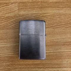 Zippoライターのサムネイル