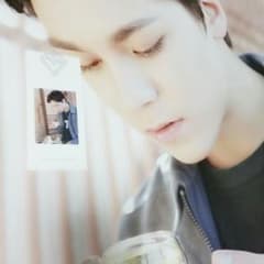 SEVENTEEN ポスター バーノンのサムネイル