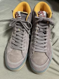 NIKE SB ZOOM BLAZER MID ナイキ SBのサムネイル