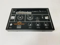 ローランドCR-68リズムマシンのフロントパネルのサムネイル