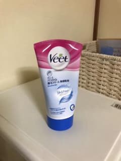 Veet ヴィート バスタイム除毛クリーム 敏感肌用のサムネイル