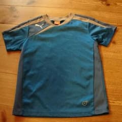 ギニョル589様専用 プーマ Tシャツ 130cmのサムネイル