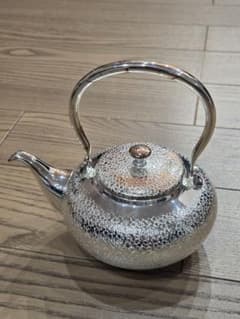 炯瓶　銀彩　銀川堂　急須　シルバー　いぶし銀　341g 未使用 炯瓶 銀彩 銀川堂 急須 シルバー いぶし銀 341g 未使用 - メルカリ