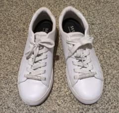 【SKECHERS】レディース ☆キラキラ☆スニーカー ホワイト23.5㌢のサムネイル