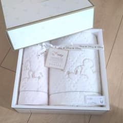 【新品】ディズニー　タオル　ウチノのサムネイル