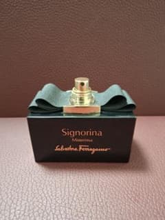 Ferragamo Signorina Misteriosa 100ml - メルカリ