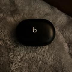 値下げ可能 Beats ワイヤレスイヤホン ブラックのサムネイル