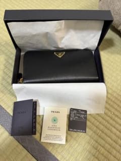 プラダ 長財布 レザー 1ML506 ブラックのサムネイル