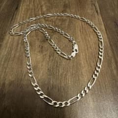 【じゅんちゃん。300円セール開催中♪ フィガロチェーン ネックレス じゅんちゃん。300円セール開催中♪様 専用 フィガロチェーン