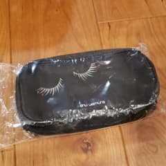 shu uemura シュウウエムラ 化粧ポーチ メイクポーチ 未使用品のサムネイル
