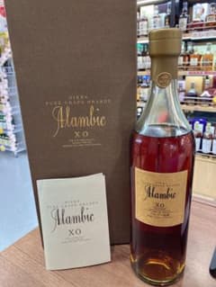 ニッカブランデー アランビック 40度 700ml 未開栓　箱付き ニッカブランデー アランビック 40度 700ml 未開栓 箱付き - メルカリ