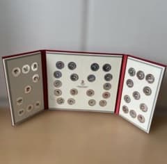 希少 北京オリンピック マスコット純銀メダル 38枚セット - メルカリ