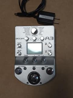 ZOOM A3 マルチエフェクターのサムネイル