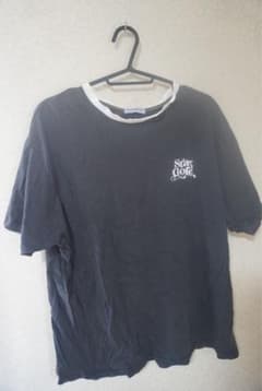 ロゴ Tシャツのサムネイル