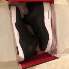 Nike Air Jordan 3 Retroのサムネイル