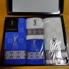 【新品未使用】Yves Saint Laurent タオルセット 4枚のサムネイル