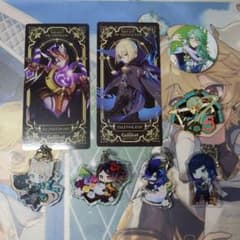 原神　キーホルダー　ピンバッジ　カード　グッズ色々　セットのサムネイル