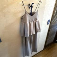 【k.k様専用】プリーツぺプラムキャミ&ワイドパンツ　セットアップのサムネイル