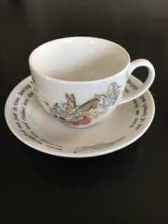 ウェッジウッド ピーターラビット カップ&ソーサーのサムネイル