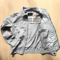 Burberry バーバリー グレー ナイロンジャケット チェック裏地 Burberry バーバリー グレー ナイロンジャケット チェック裏地 - メルカリ