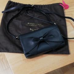期間限定値下げ　美品　kate spade　リボンショルダーのサムネイル