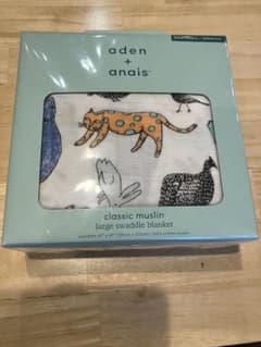 【未開封】aden + anais classic muslin ガーゼケットのサムネイル
