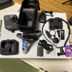 【値下】GoProMAX アクションカメラ 本体 レンズフィルター付きのサムネイル