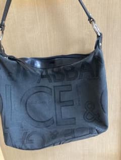 お値下げDolce & Gabbana ロゴ入り黒 トートバッグのサムネイル